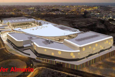 Exterior del Centro Comercial Torrecardenas Almería