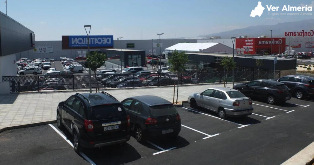 Centros comerciales en Almería que debes conocer 4 Centros comerciales en Almería que debes conocer -Parque Comercial Cemar